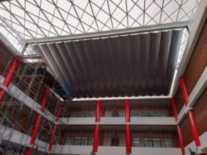 รับติดตั้งผ้าใบหลังคาเลื่อนสไลด์สนามชัยเขต