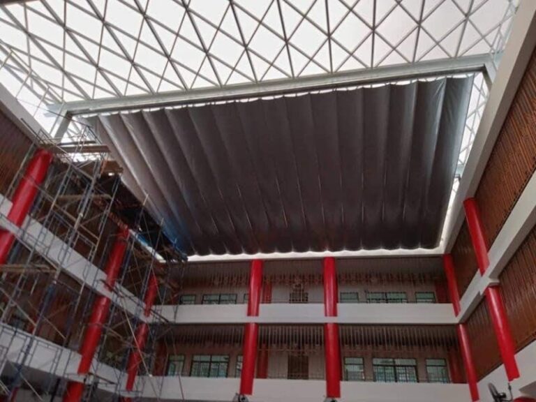 รับติดตั้งผ้าใบหลังคาเลื่อนสไลด์สนามชัยเขต